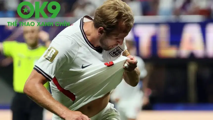 Harry Kane đang là niềm hy vọng lớn nhất trên hàng công của ĐT Anh Harry Kane đang là niềm hy vọng lớn nhất trên hàng công của ĐT Anh